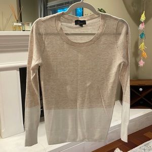 Lumier Cream and White Sweater S